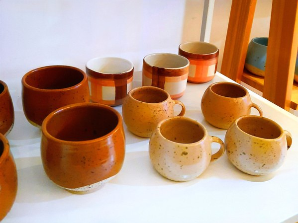 Warm amber glazed mugs and beakers
